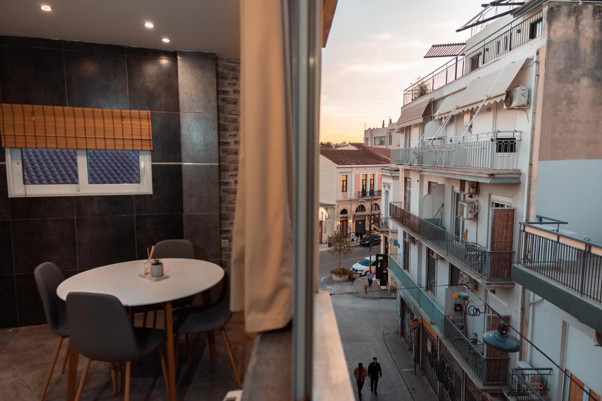Parthenon Portrait Apartments เอเธนส์ ภายนอก รูปภาพ